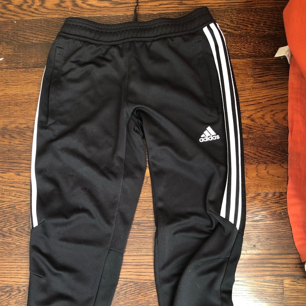 ADIDAS SWEATS